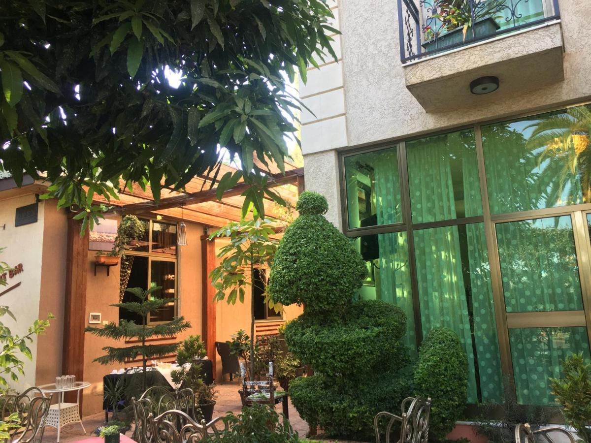 Jacaranda Hotel, Bahir Dar Exterior photo