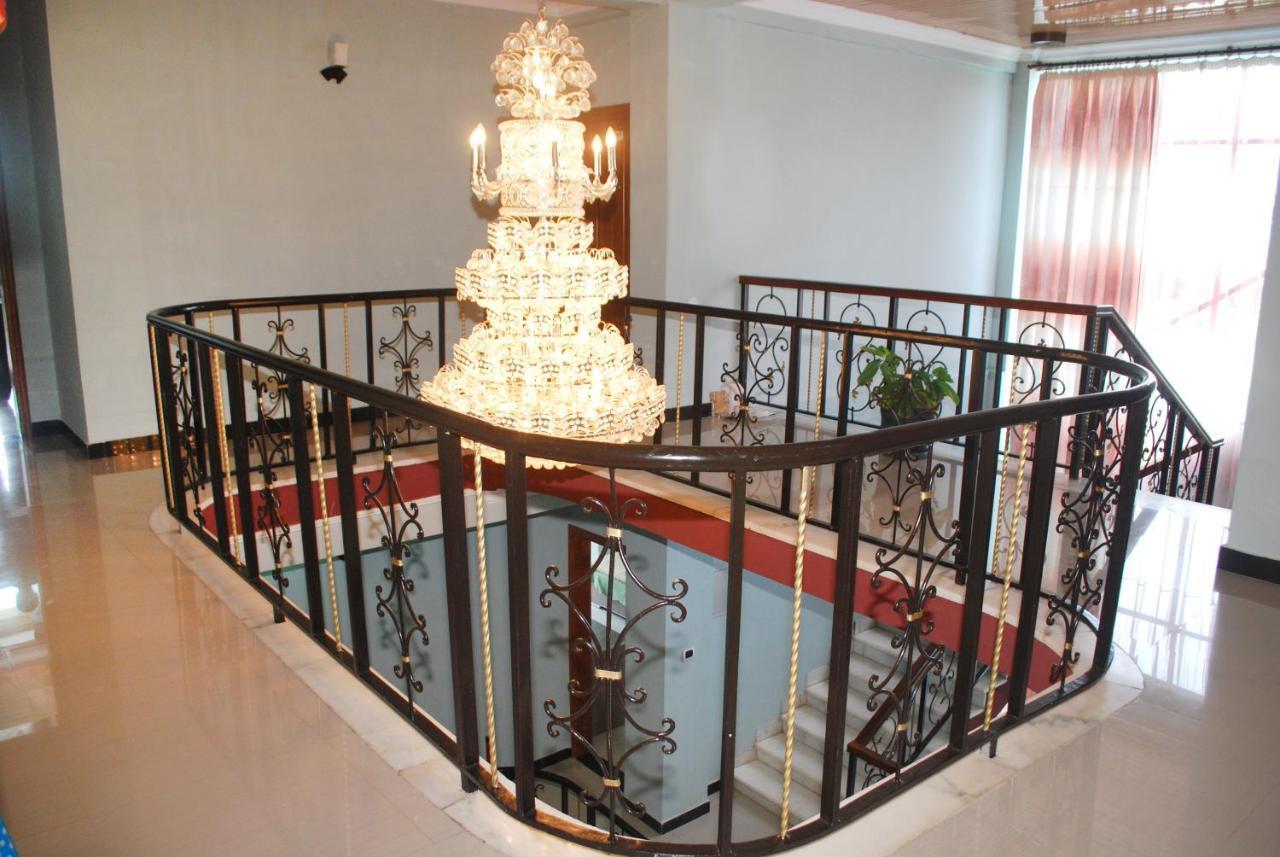 Jacaranda Hotel, Bahir Dar Exterior photo
