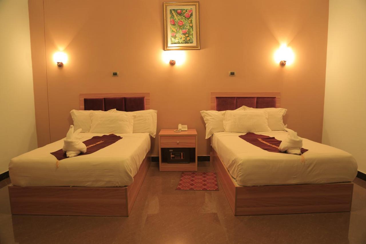 Jacaranda Hotel, Bahir Dar Exterior photo