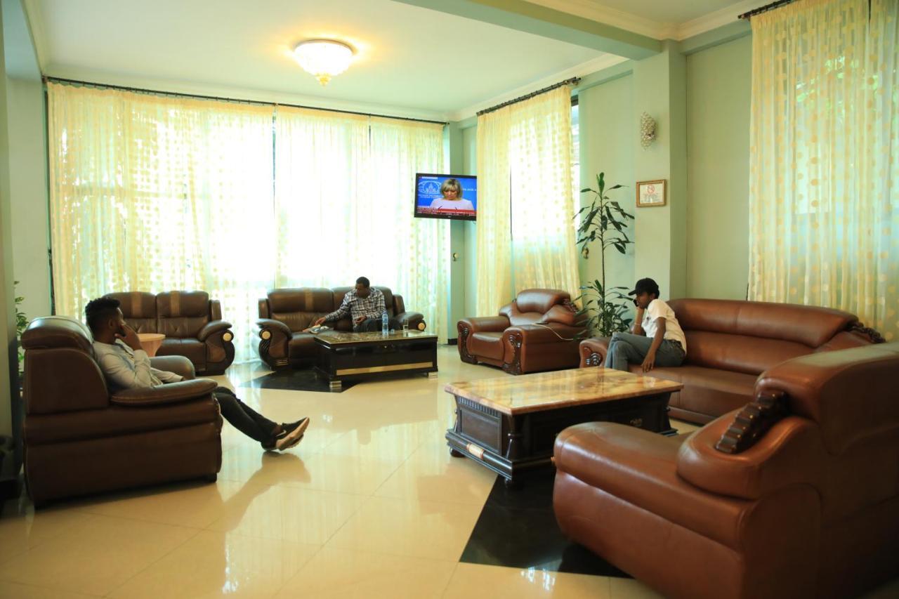 Jacaranda Hotel, Bahir Dar Exterior photo
