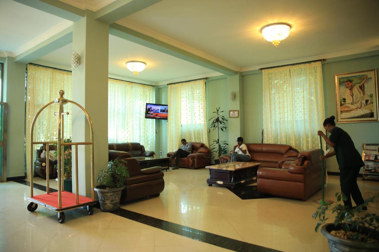 Jacaranda Hotel, Bahir Dar Exterior photo