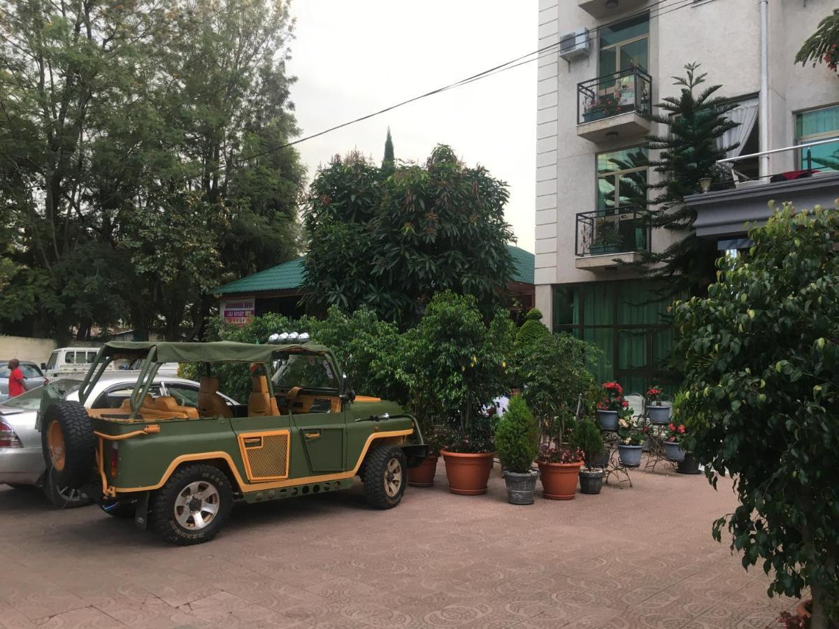 Jacaranda Hotel, Bahir Dar Exterior photo